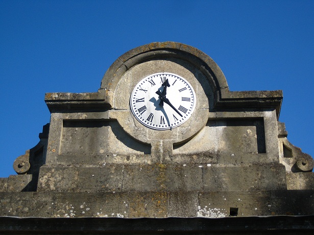 clock stableyard clock